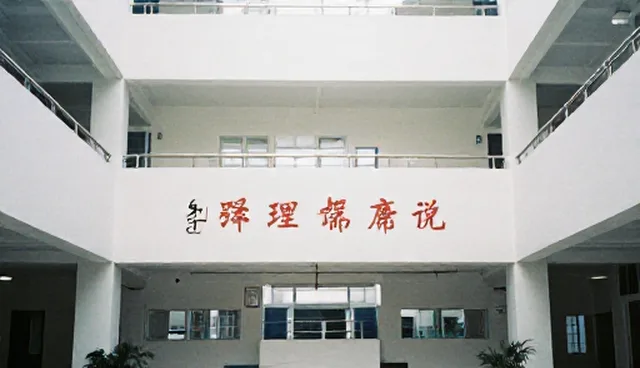 内容对比中审核效率与适用场景分析